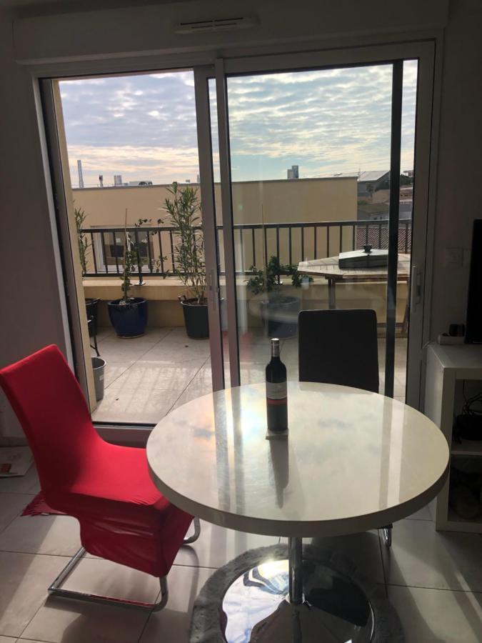 Appartement A Proximite Du Centre Et De La Plage A Mèze Esterno foto