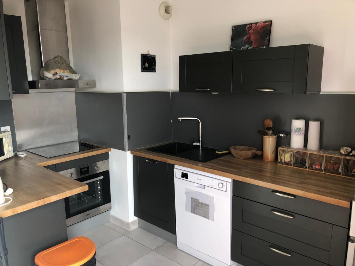 Appartement A Proximite Du Centre Et De La Plage A Mèze Esterno foto